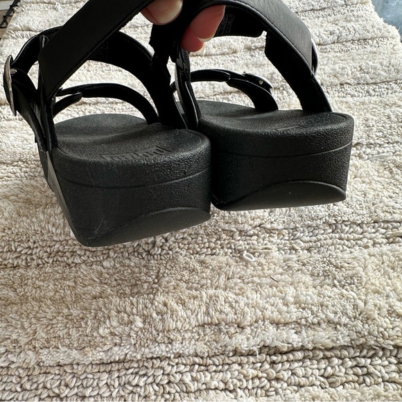 FITFLOP women’s LULU adjustable SOLID BLACK Sandals with Silver Buckles size 7 - Picture 9 of 16
